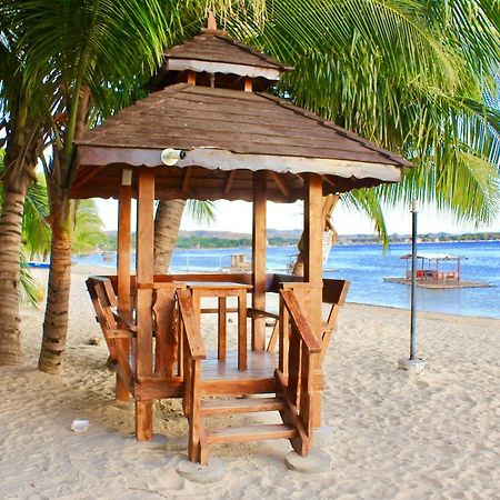 Bella Beach Resort Batangas Lian Ngoại thất bức ảnh