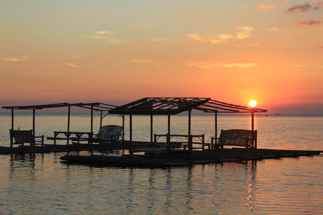 Bella Beach Resort Batangas Lian Ngoại thất bức ảnh